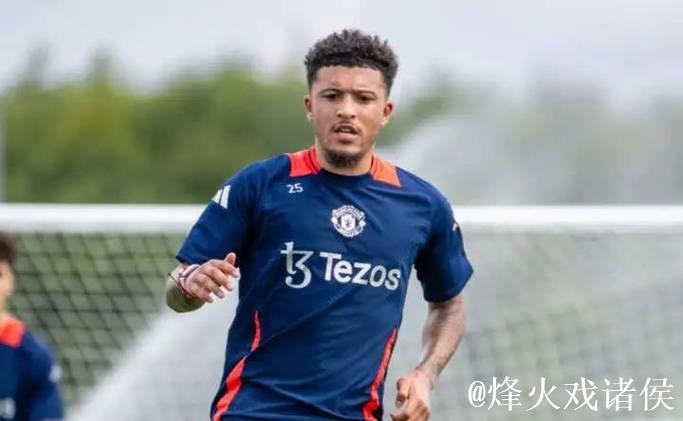 德甲赛季最佳球员出炉 莱万力压桑乔哈弗茨当选